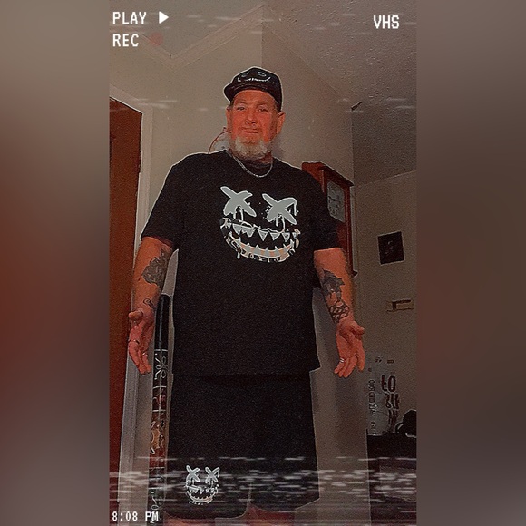 Meet your Posher, Sketchy - Picture 5 of 11